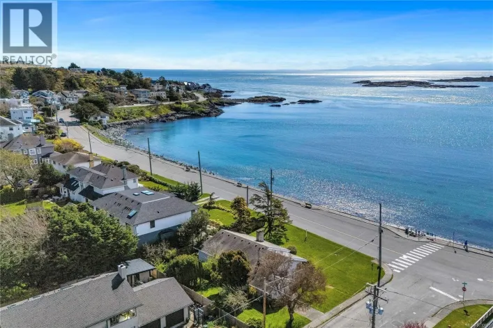 406 Beach Dr, Oak Bay