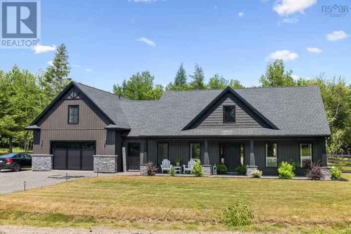 406 Falmouth Back Road, Falmouth