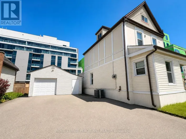 406 JACKSON STREET W, Hamilton