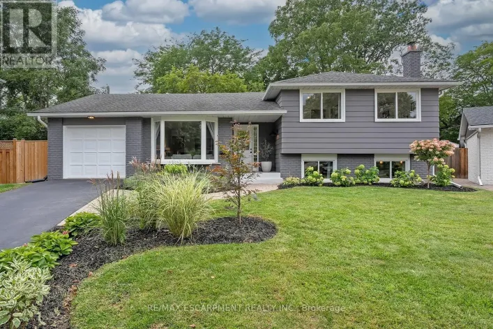 406 OAKWOOD DRIVE, Burlington