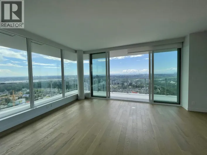 4064 567 CLARKE ROAD, Coquitlam