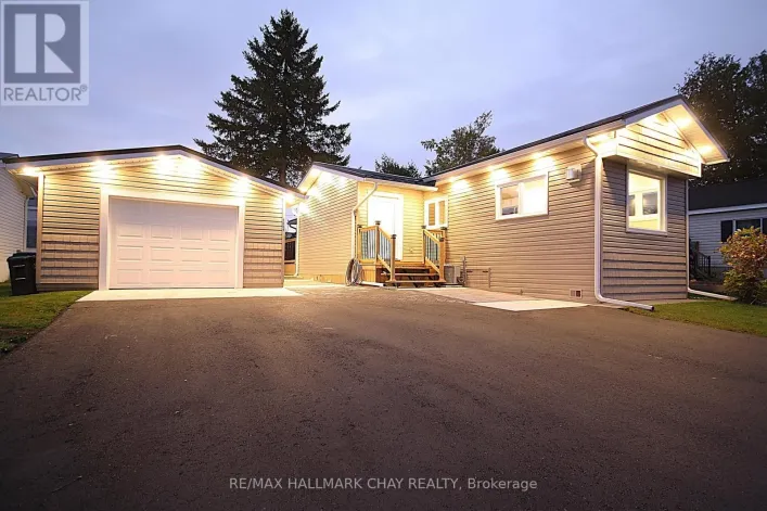 4064 ASH CRESCENT, Severn