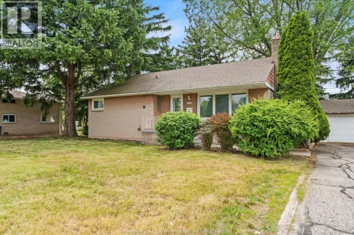 4065 Dougall, Windsor
