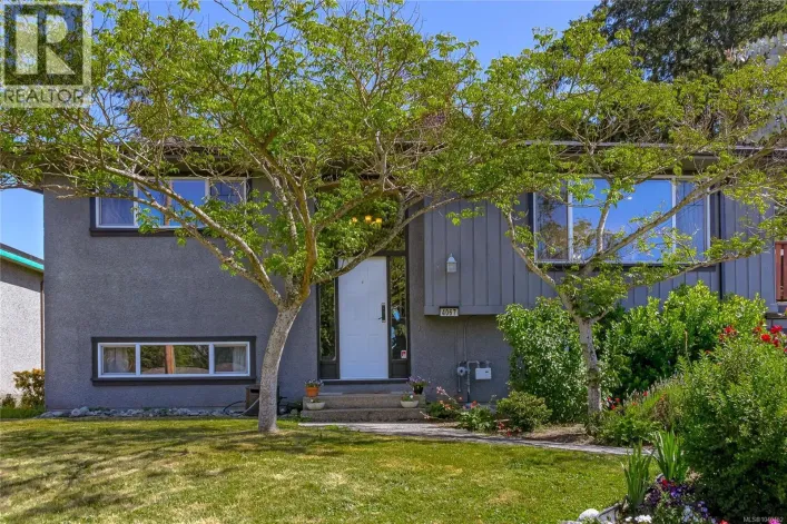 4067 Cedar Hill Cross Rd, Saanich