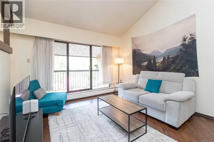 407 1009 McKenzie Ave, Saanich