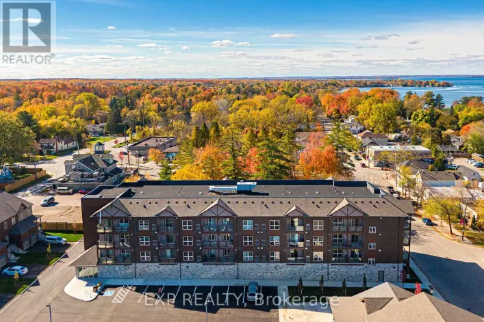 407 - 110 GREW BOULEVARD, Georgina