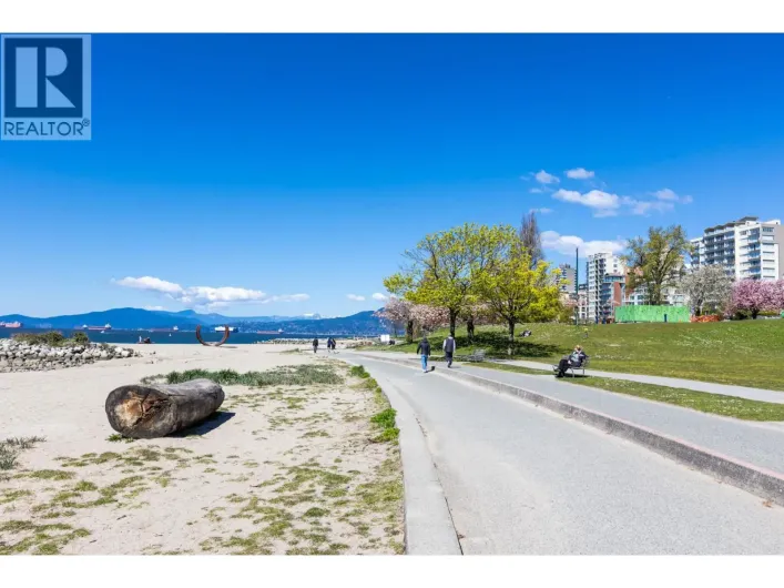 407 1330 HARWOOD STREET, Vancouver