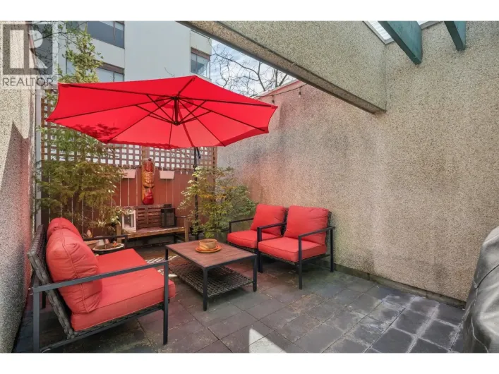 407 1345 COMOX STREET, Vancouver