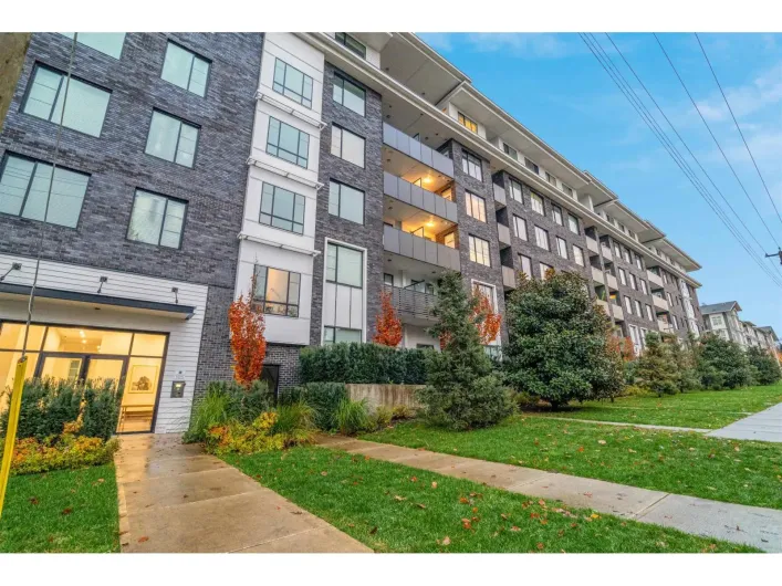 407 13623 81A AVENUE, Surrey