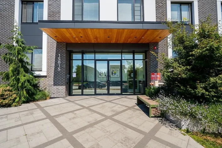 407 15815 85 AVENUE, Surrey