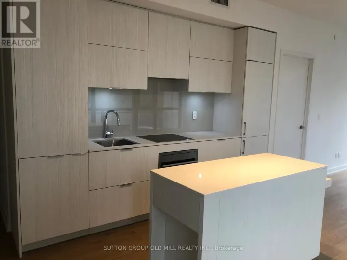 407 - 1990 BLOOR STREET W, Toronto