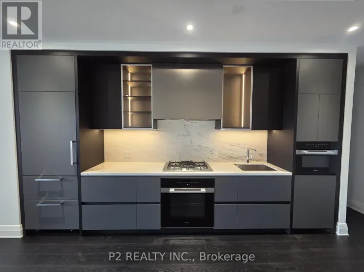 407 - 2 FOREST HILL ROAD, Toronto