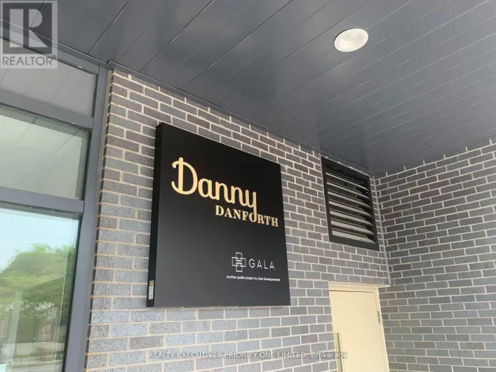 407 - 2369 DANFORTH AVENUE, Toronto