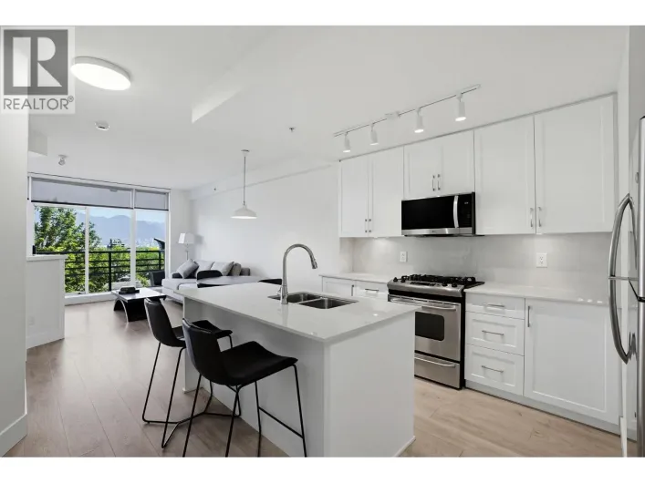 407 298 E 11TH AVENUE, Vancouver