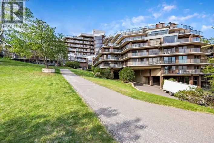 407, 300 Meredith Road NE, Calgary