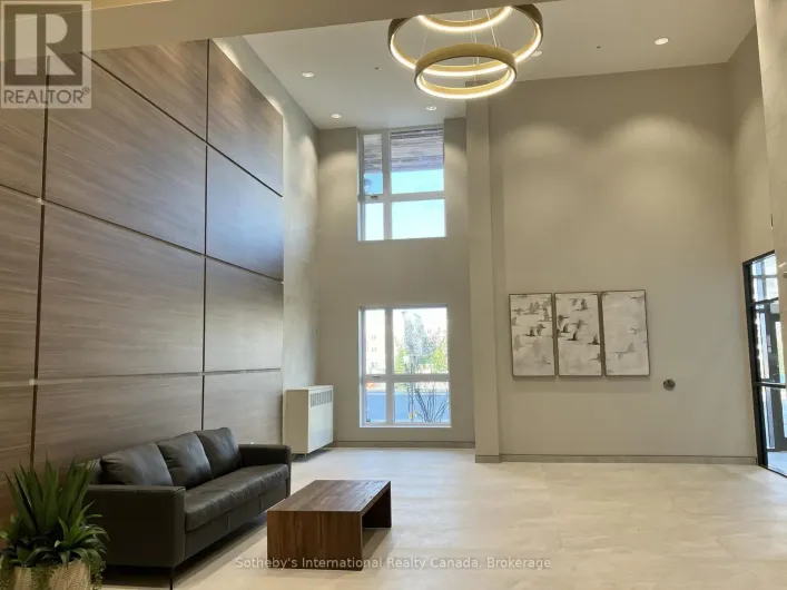 407 - 4 KIMBERLY LANE, Collingwood