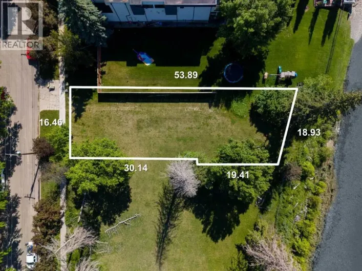 407 40 Avenue SW, Calgary