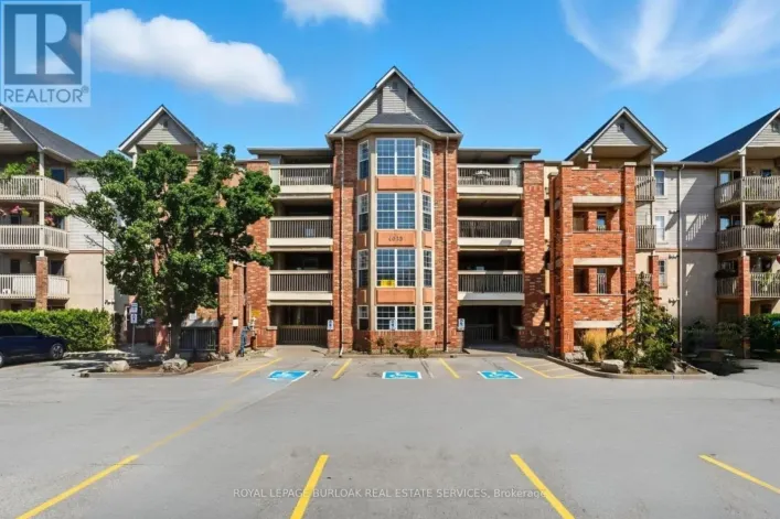 407 - 4013 KILMER DRIVE, Burlington