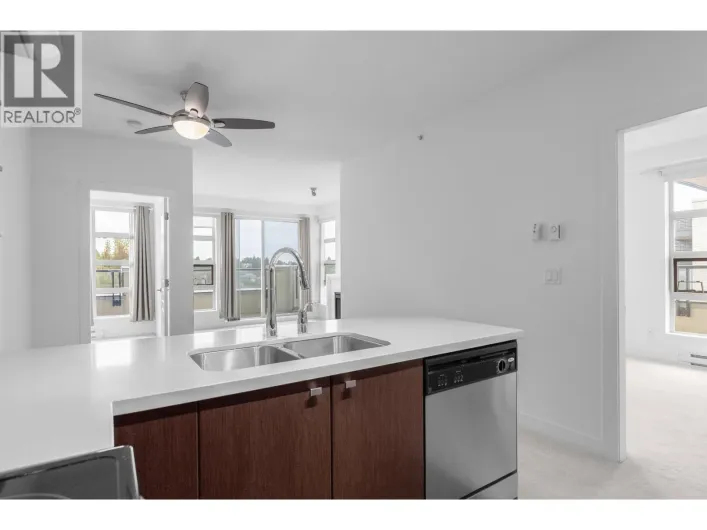 407 4550 FRASER STREET, Vancouver