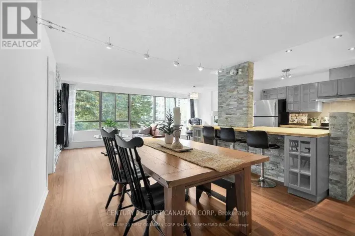 407 - 570 PROUDFOOT LANE, London North