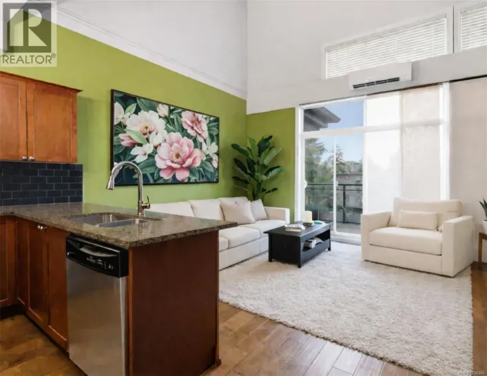 407 866 Goldstream Ave, Langford