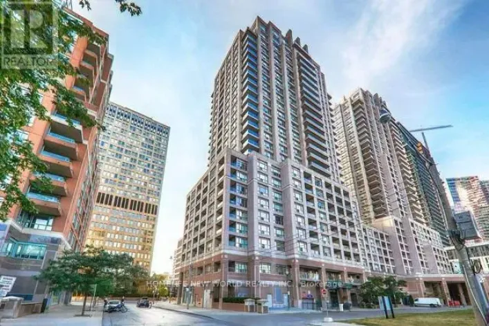 407 - 909 BAY STREET, Toronto