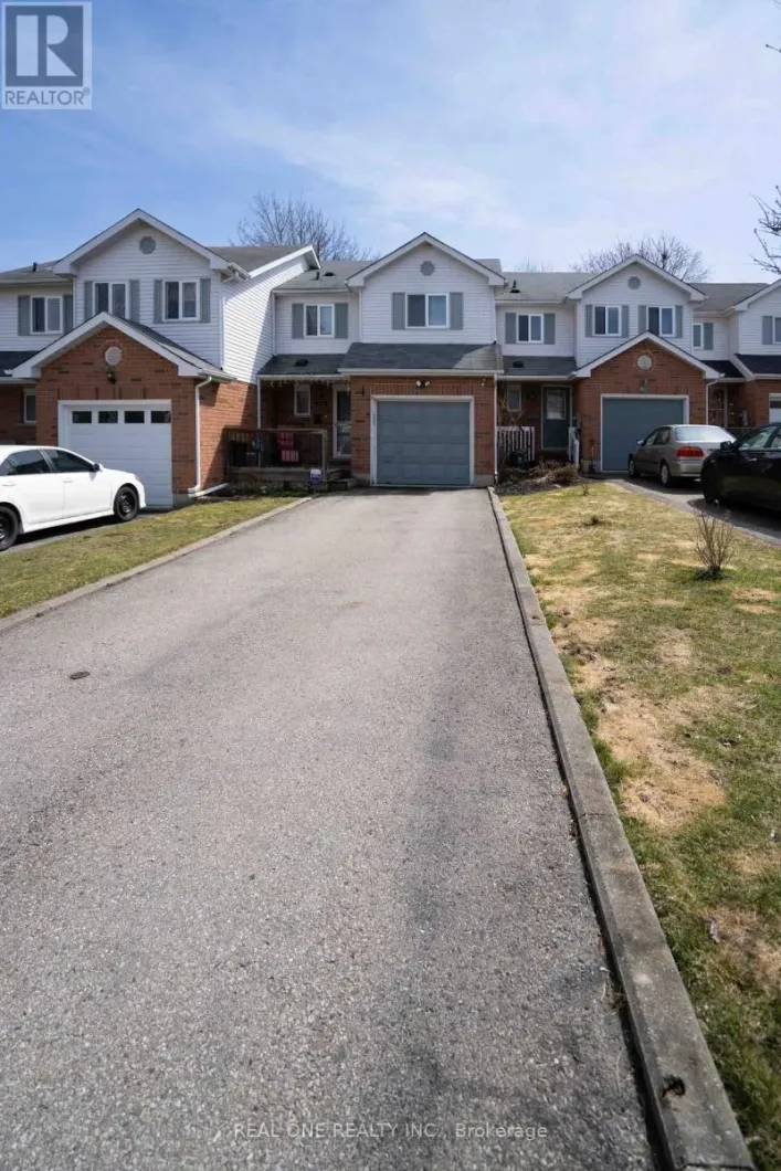 407 DOWNSVIEW PLACE, Waterloo