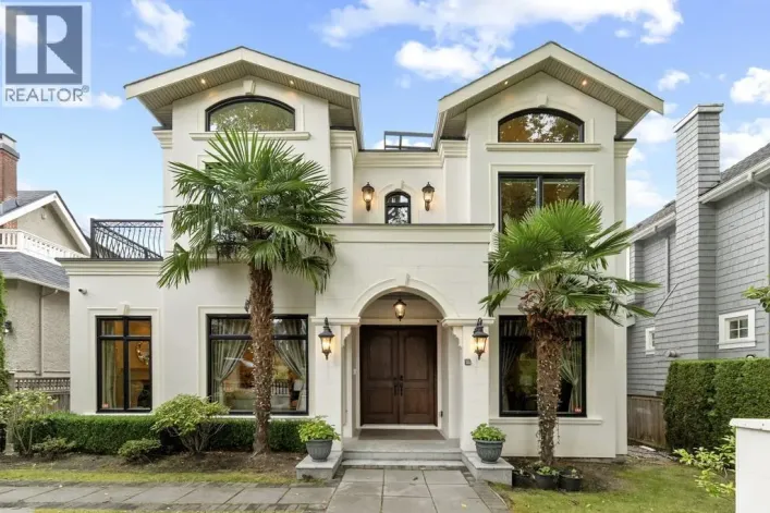 4077 W 13TH AVENUE, Vancouver