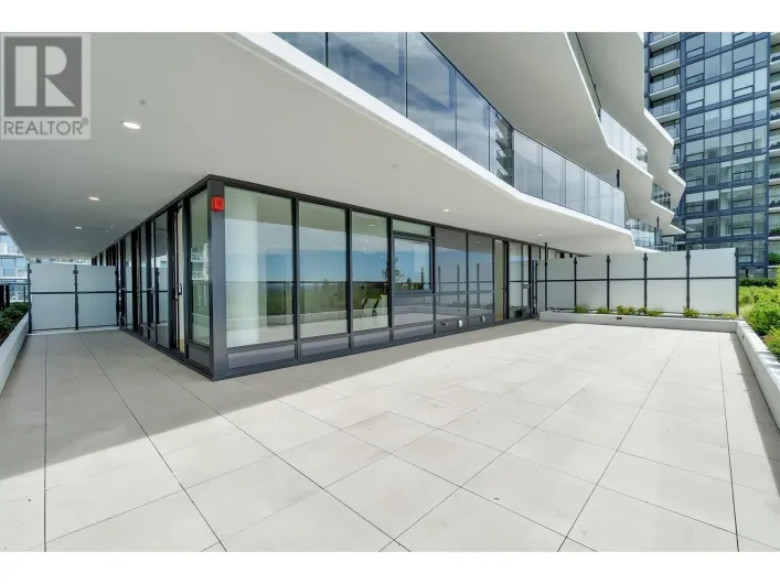 408 135 E 13TH STREET, North Vancouver