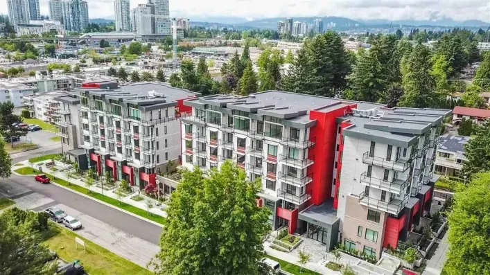 408 13799 101 AVENUE, Surrey