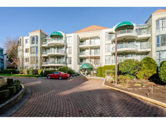 408 1765 MARTIN DRIVE, Surrey