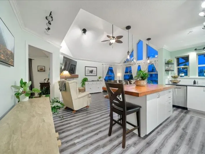408 20237 54 AVENUE, Langley