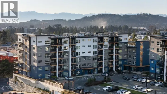 408 2469 Gateway Rd, Langford