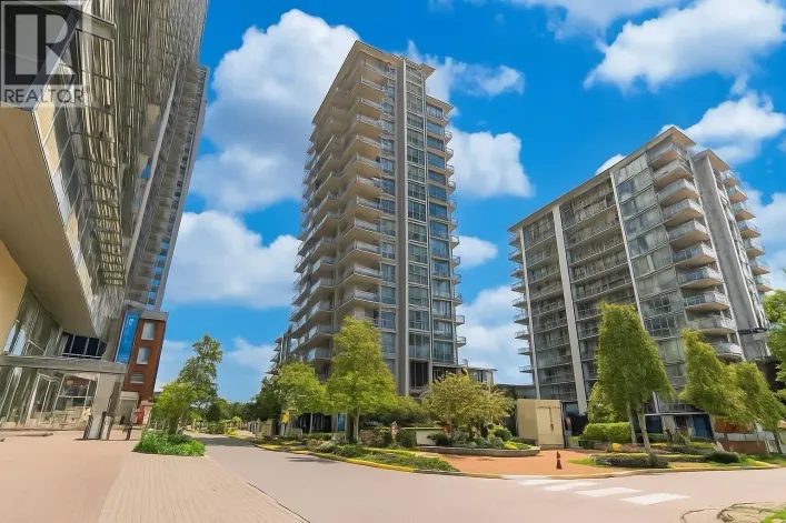 408 258 NELSON'S COURT, New Westminster