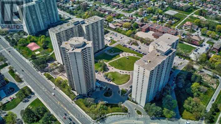 408 - 330 DIXON ROAD, Toronto