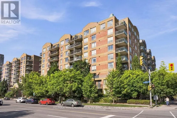 408 - 45 HOLLAND AVENUE, Ottawa