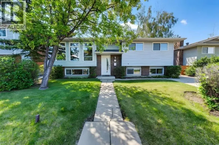 408 Rundleville Place NE, Calgary