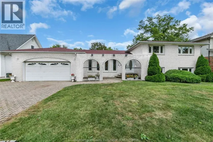 4080 KENNEDY DRIVE East, Windsor