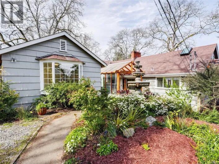 4081 Cedar Hill Rd, Saanich