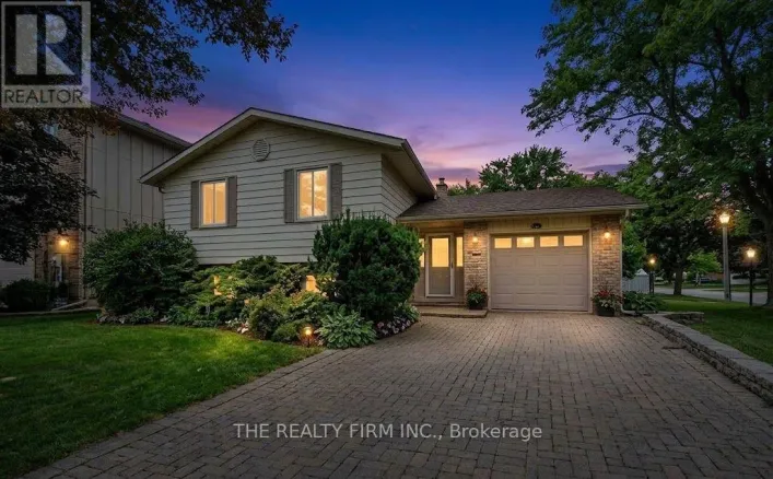 4084 BLUEPOINT DRIVE, Plympton-Wyoming