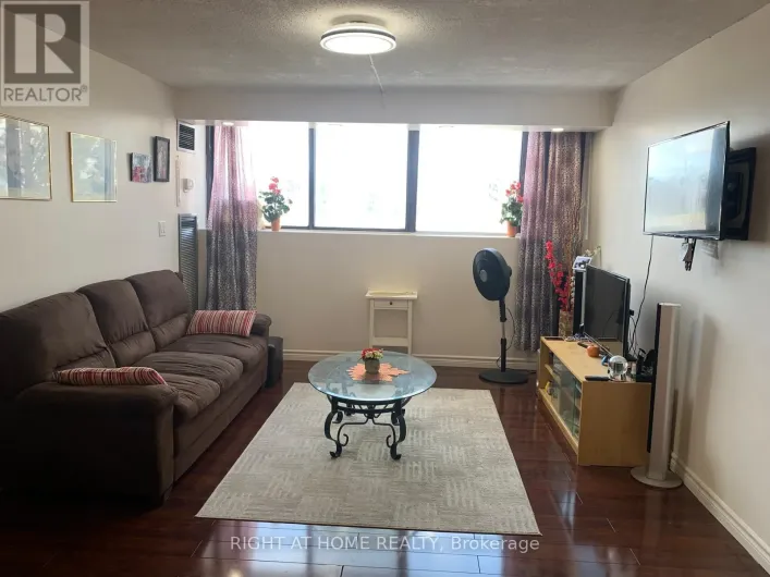 409 - 10 TAPSCOTT ROAD, Toronto