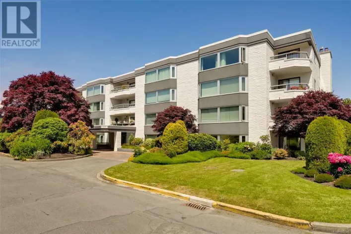 409 1370 Beach Dr, Oak Bay