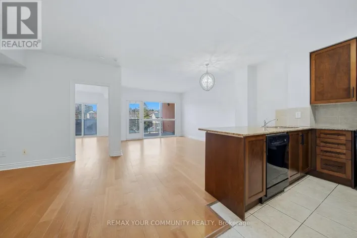 409 - 160 WOODBRIDGE AVENUE, Vaughan