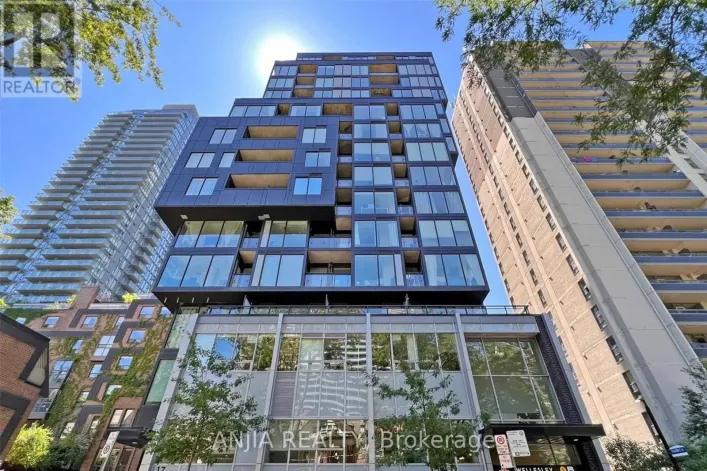 409 - 17 DUNDONALD STREET, Toronto