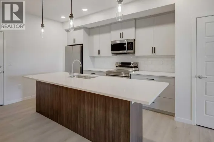 409, 245 Edith Place NW, Calgary