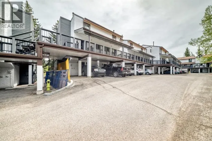 409, 2520 Palliser Drive SW, Calgary