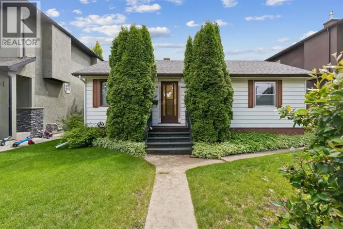 409 29 Avenue NW, Calgary