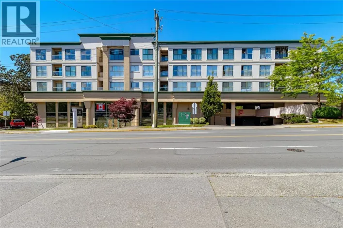 409 3460 Quadra St, Saanich