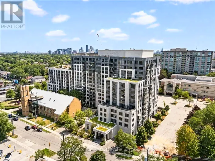 409 - 35 SARANAC BOULEVARD, Toronto