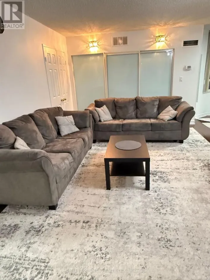 409 - 5 LISA STREET, Brampton